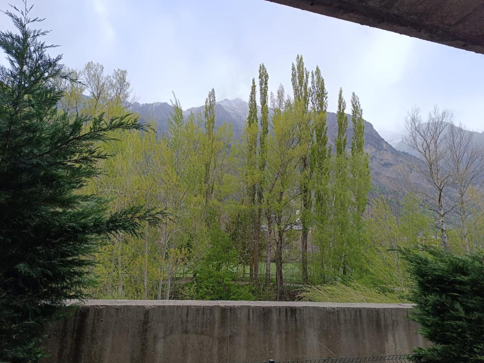 Apartmán Inmocyma Montanas Magicas-Benasque Exteriér fotografie